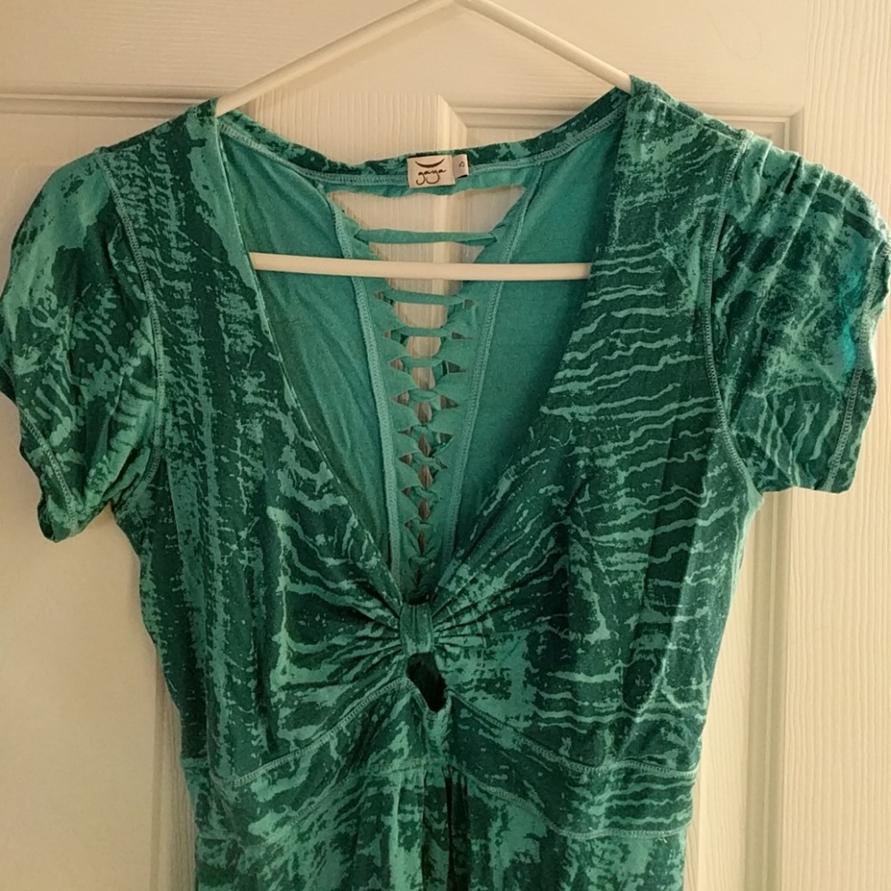 Deep V tee shirt